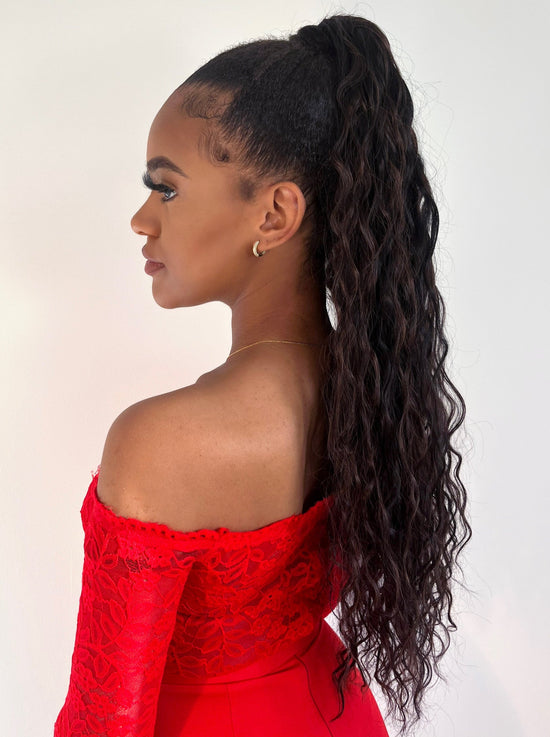 The Brinley wavy style 26" Velcro Wrap Ponytail Premium Tongable Fibre