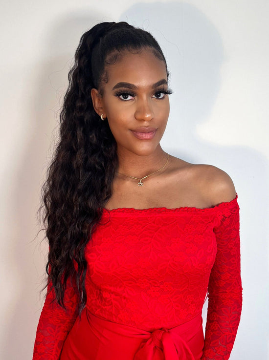 The Brinley wavy style 26" Velcro Wrap Ponytail Premium Tongable Fibre